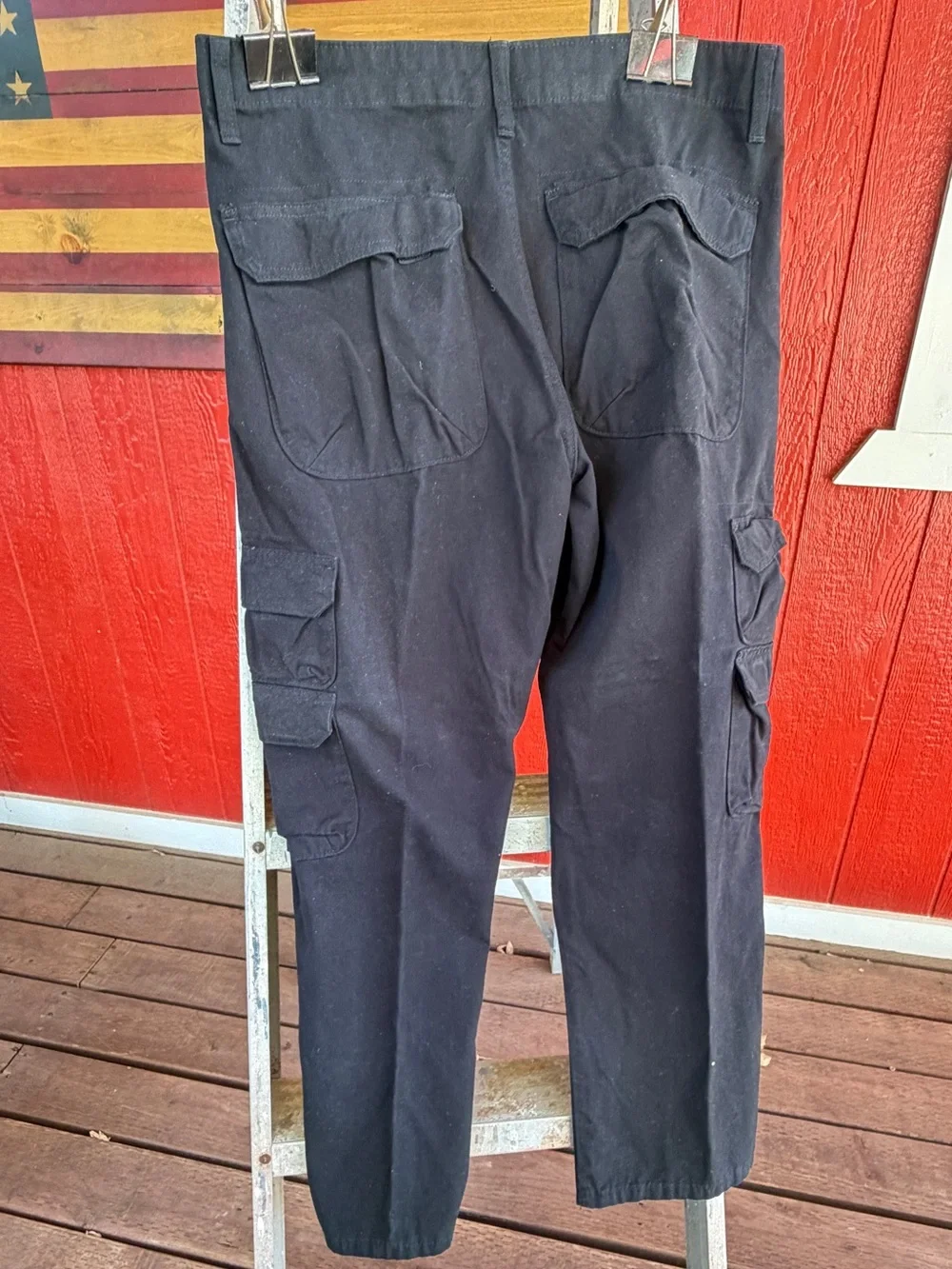 Wrangler Black Cargo Pants with Multiple Leg Pockets